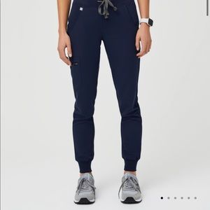 Zamora Figs Navy Blue jogger scrubs. Size XS.